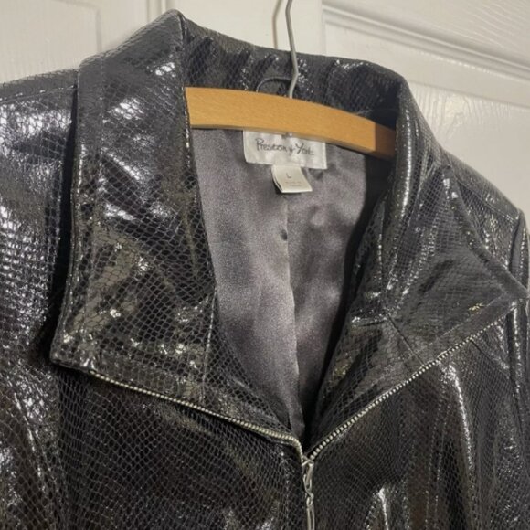 Preston & York Womens Vintage Large Leather Jacket Snake skin style Full Zip - Picture 3 of 5